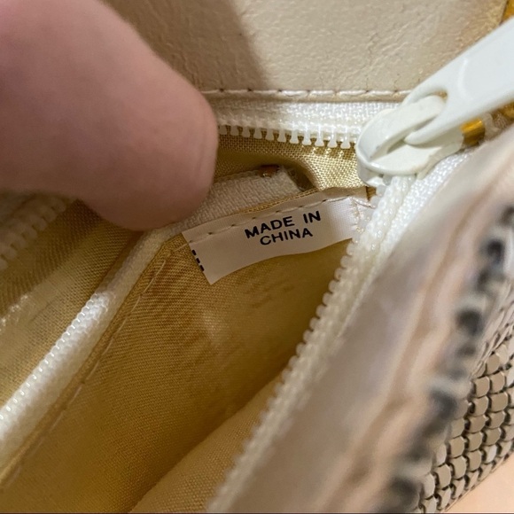 Vintage‎ women’s cream metal mesh  crossbody purse - Picture 12 of 12